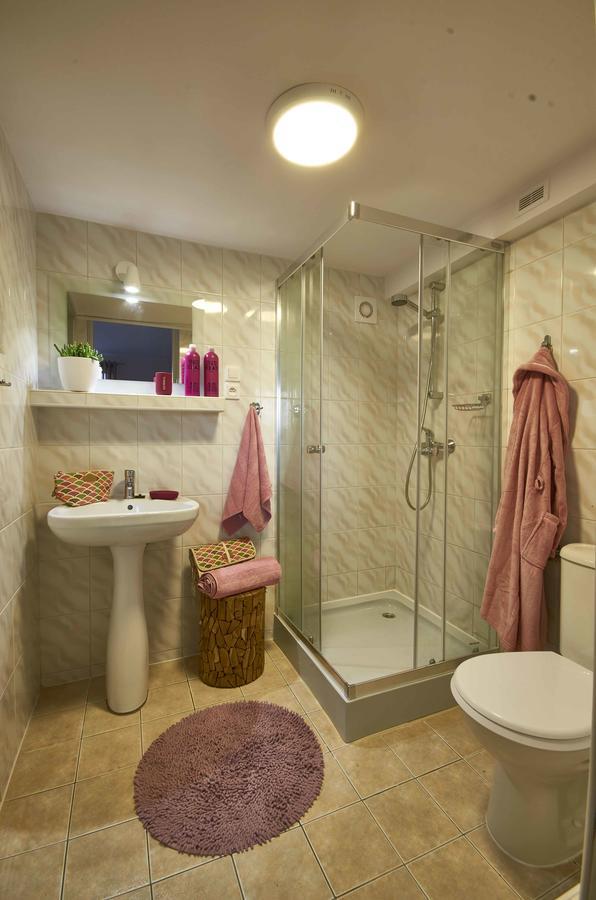 Arenda Apartamenty&Domki Caloroczne Sierakow  Exterior foto